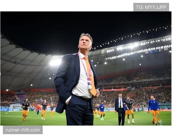 克鲁伊夫传控理念重焕新生，引领现代足球战术迈入新纪元