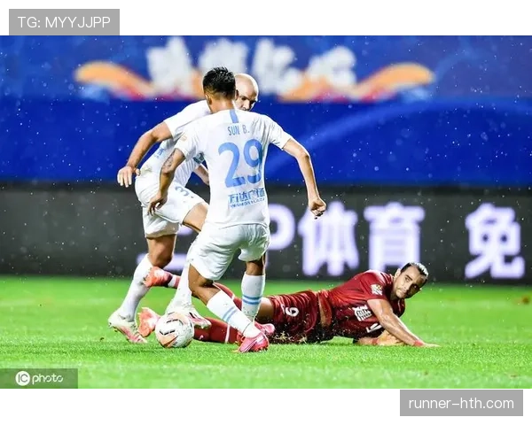 亨克攻防体系全面升级，新战术成效显著引热议