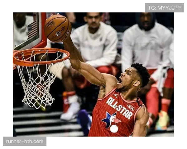 保罗·班切罗利用无球跑动提升得分效率明显优于新秀赛季